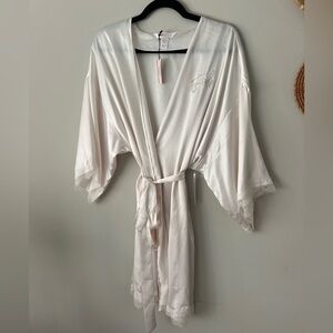 NWT Victoria Secret ‘Bride’ robe